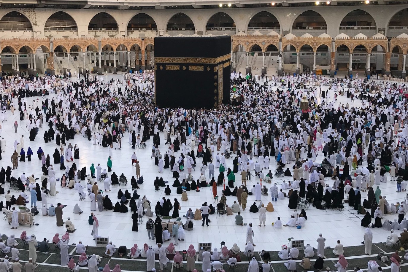 كلمة عن الحج للاذاعة المدرسية2